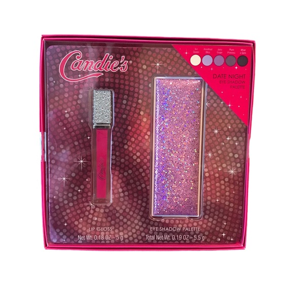 Candie's Other - NWT Candie’s boxed makeup gift set